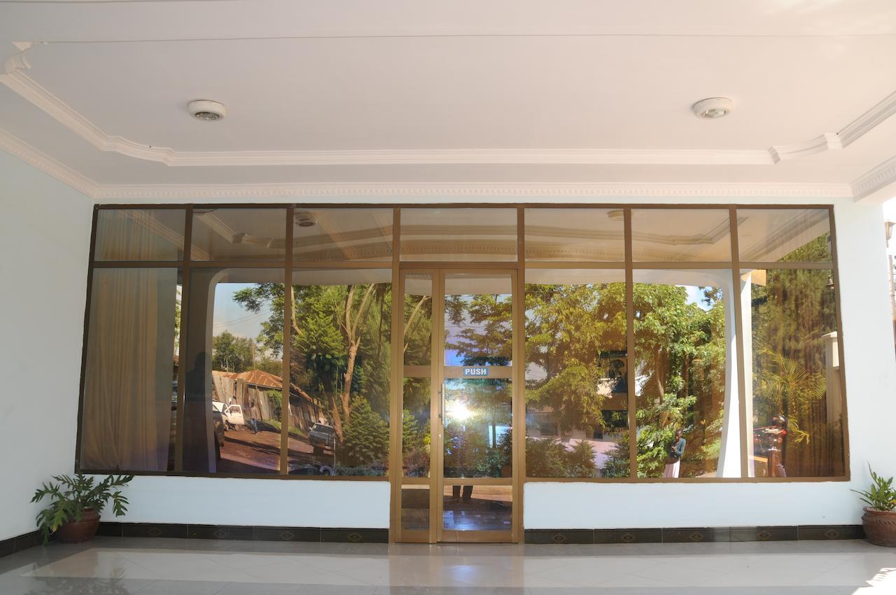 Briston Hotel Arusha Extérieur photo
