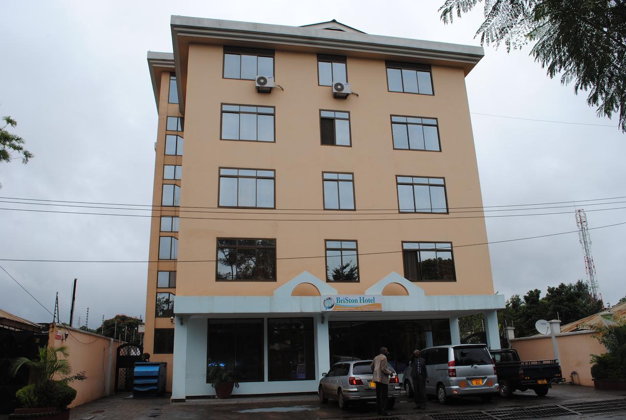 Briston Hotel Arusha Extérieur photo
